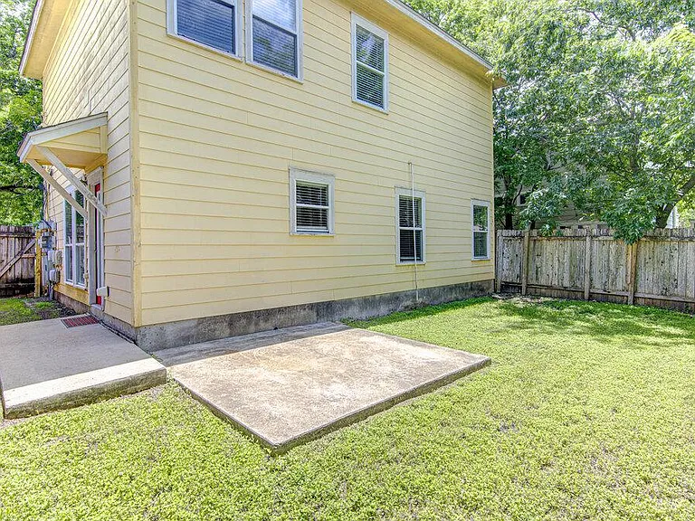 1702 Singleton Ave #A — Photo 30