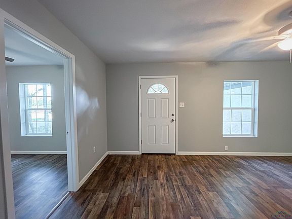 4th image of 1000 E Pinecrest Dr