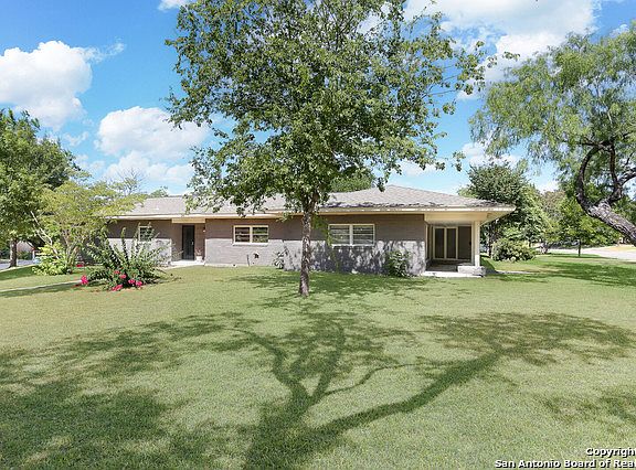 2nd image of 203 Sharon Dr