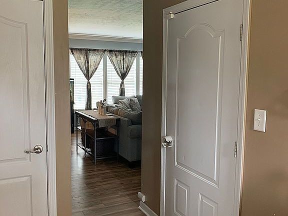 5th image of 305 Vito Ct