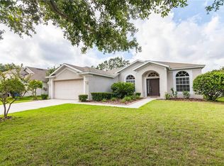 2027 Samantha Ln, Valrico, FL 33594