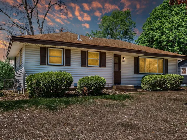 7225 Girard Ave N, Brooklyn Center, MN 55430
