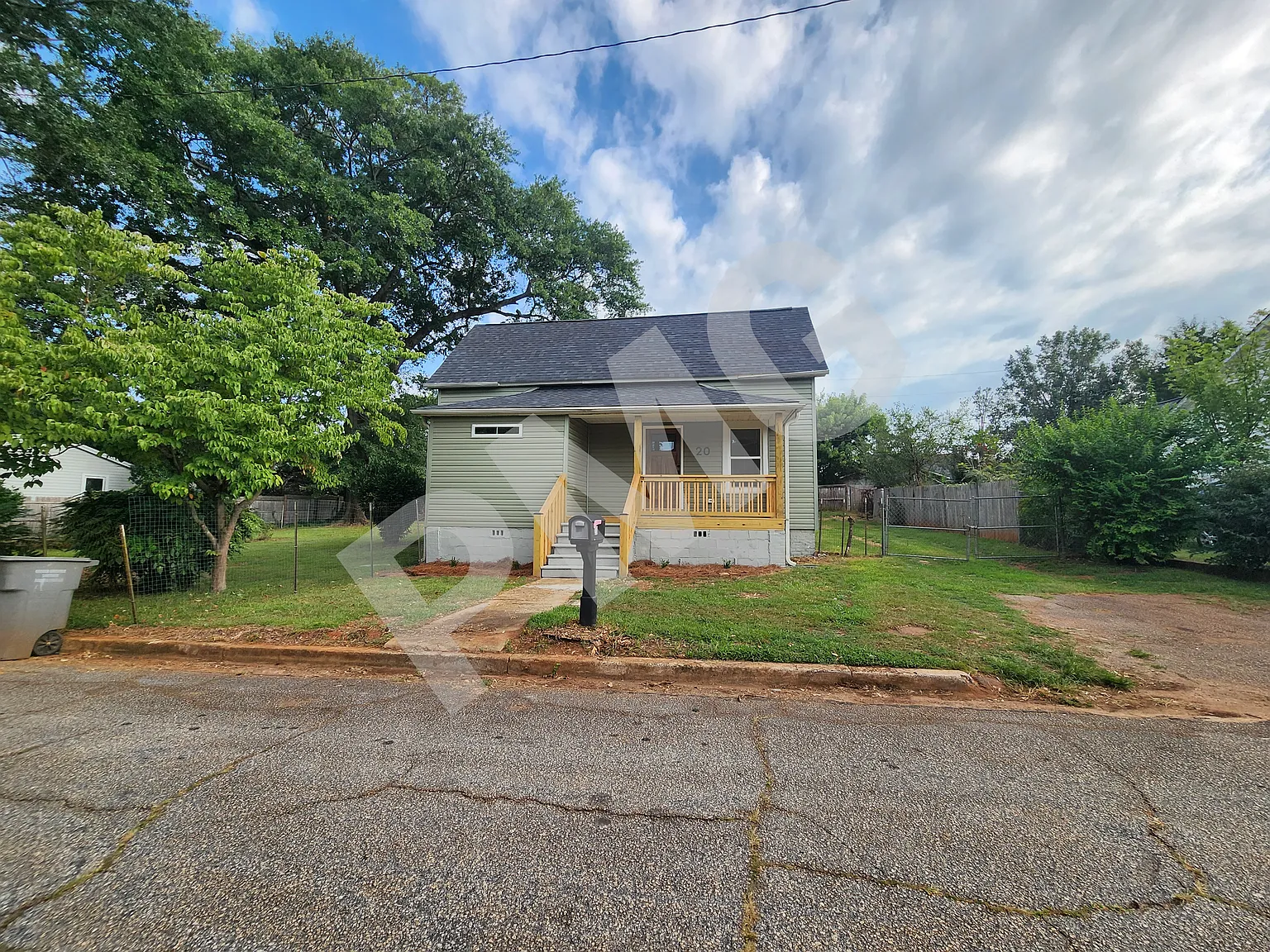 Norwood St, Greenville — Photo 2