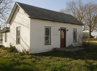 109 Logan St, LAKE FORK, IL 62541