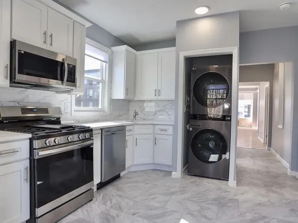 146 Clarke Avenue Clarke Avenue image 14 of 17