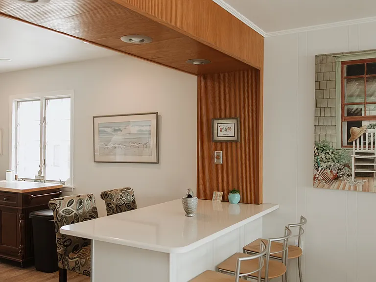 209 Delaware Ave — Photo 3