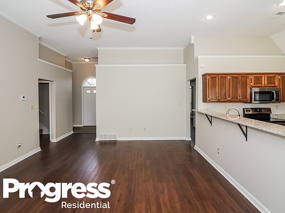 4th image of 4127 Ravenwood Park W