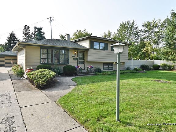 2nd image of 208 N Highland Ave