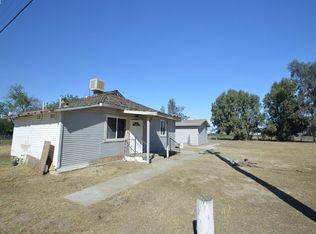 709 N Market Rd, Earlimart, CA 93219