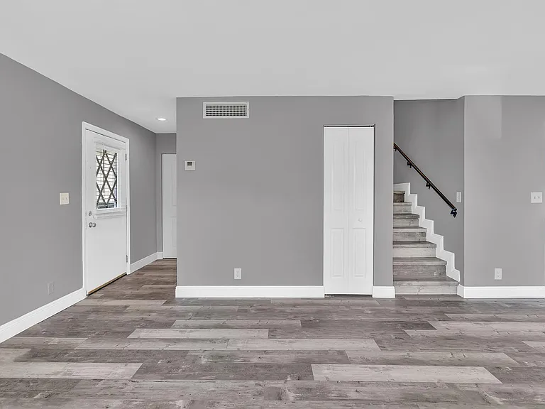 8909 NW 28th Dr #32B — Photo 12