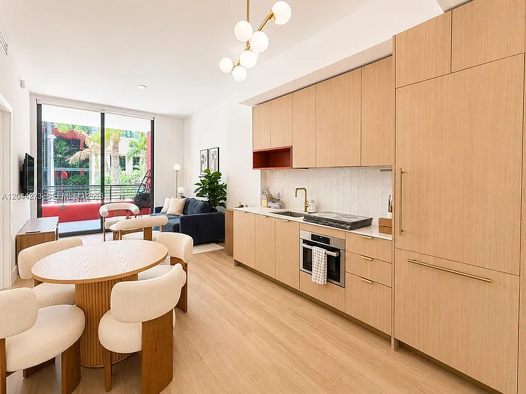 90 NE 32nd St #205 — Photo 7