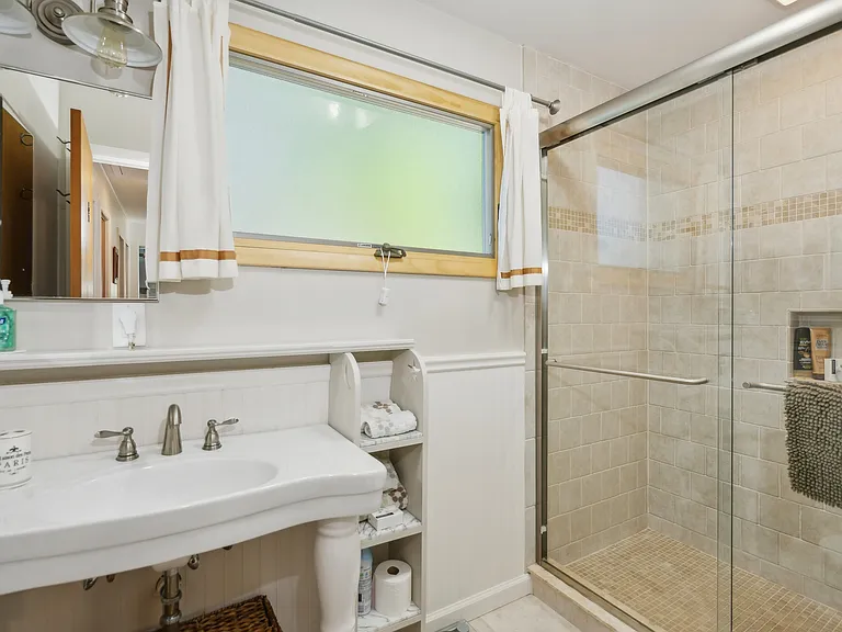 5 Doris Ln — Photo 16