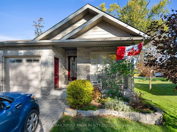 42 A Chapel St, Brighton, ON K0K 1H0