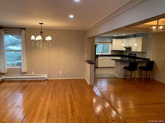 4th image of 25 Evergreen Road