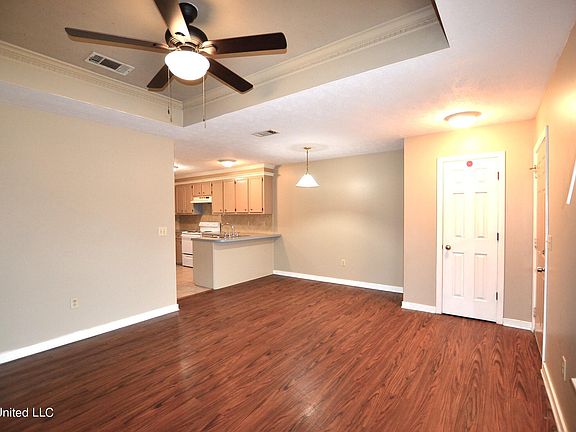4th image of 106 Brendalwood Ln #A