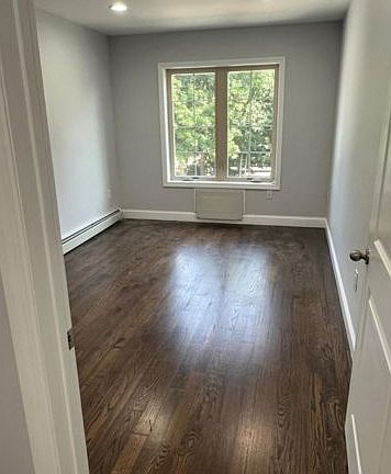 3rd image of 196-26 91st Ave Floor 3