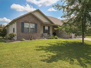 2003 Richele St, Perryville, MO 63775