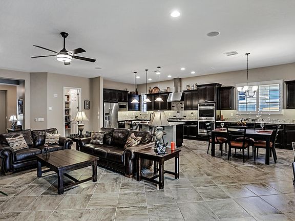 3rd image of 10253 W Pinnacle Vista Dr