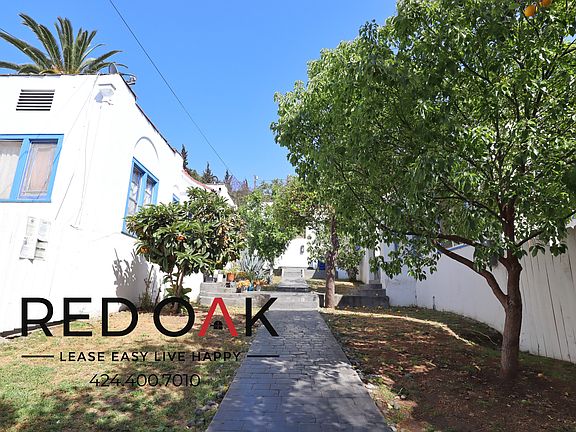 4th image of 1450 Echo Park Ave #1467