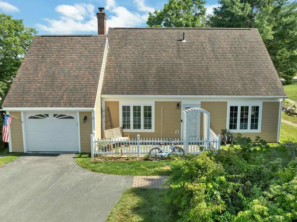 53 Garden Circle, Laconia, NH 03246