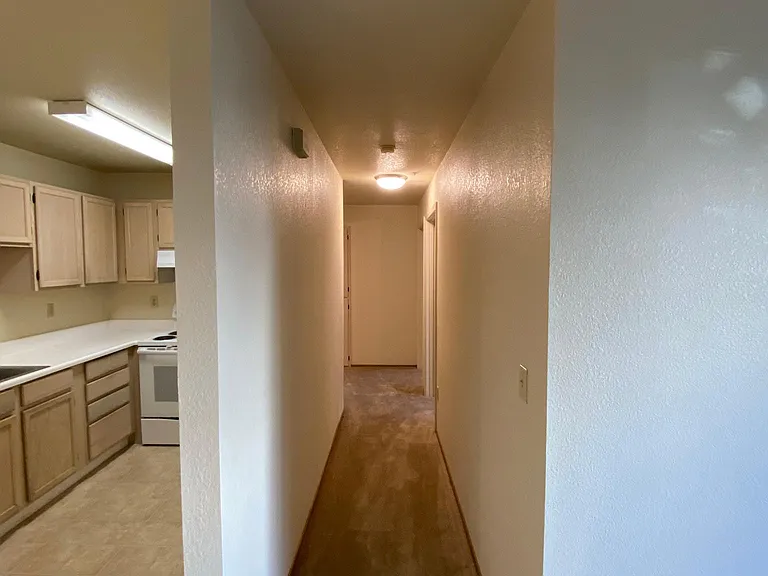 4319 Railroad Ave #8 — Photo 5