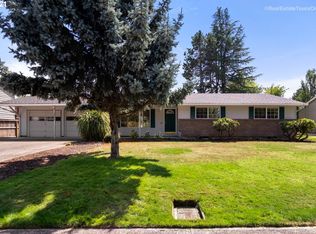 3888 NE Meadow Ln, Hillsboro, OR 97124
