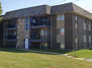 Riverside Terrace Apartments, Rockford, IL 61103