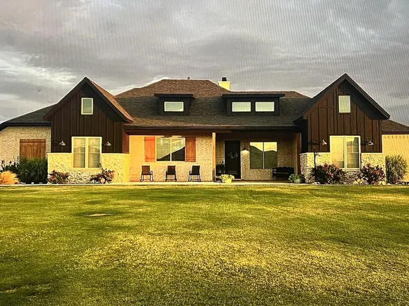 8221 County Road 6235, Shallowater, TX 79363