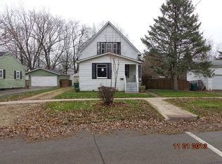 902 N 12th St, Dekalb, IL 60115