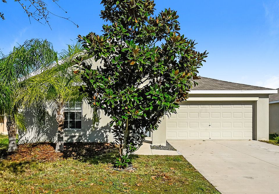 1st image of 8108 Cherry Branch Dr