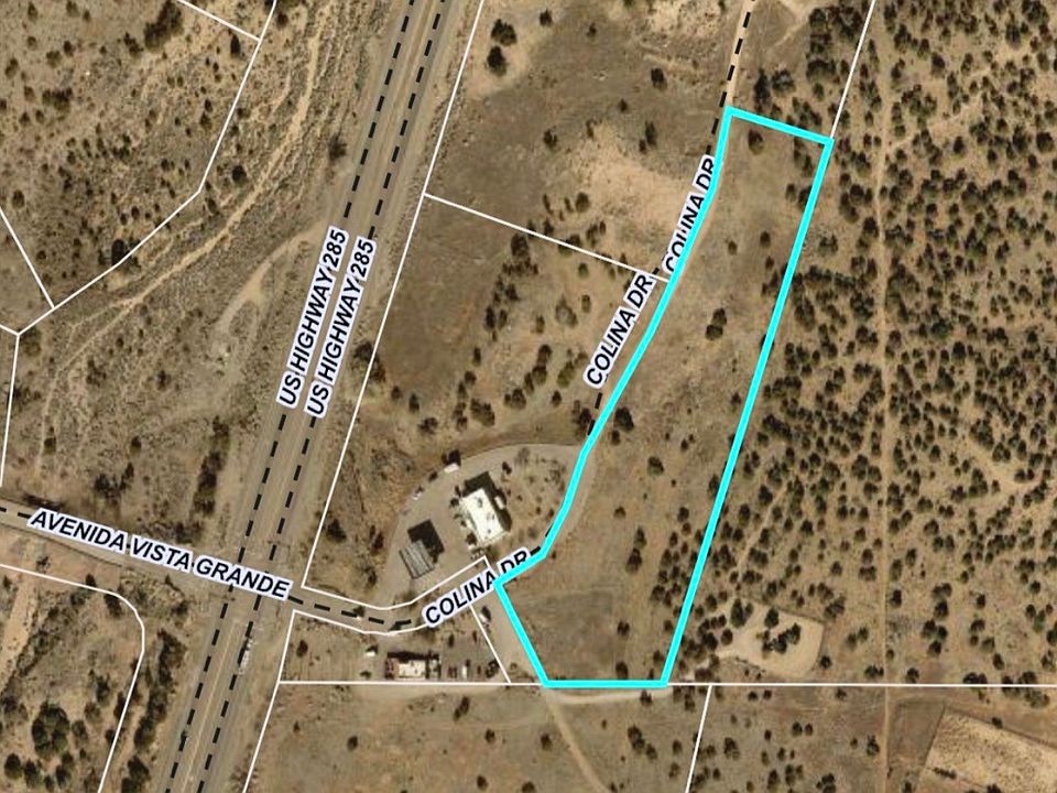 1st image of 9 Colina Dr