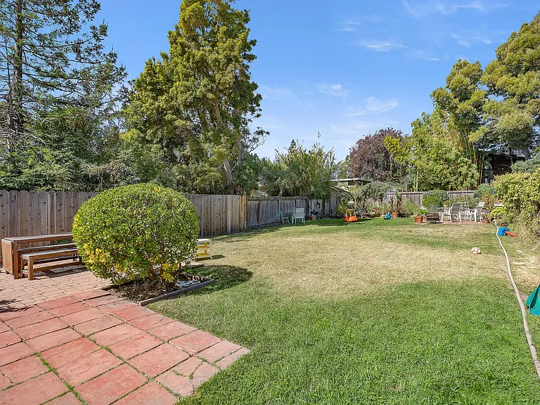 540 Alcatraz Ave. — Photo 18