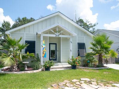 209 Bay Oaks Dr, Bay Saint Louis, MS, 39520