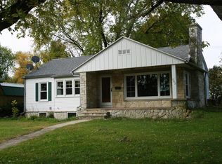 202 Spring Ln, Delavan, WI 53115