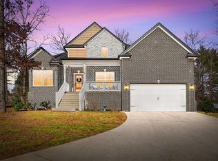 1663 Southside Rd, Southside, TN 37171