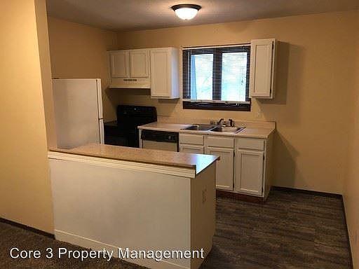 3rd image of 1901 Tracy Dr APT 10N