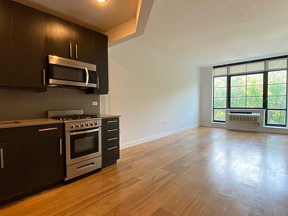 4th image of 180 Nassau St APT 4G