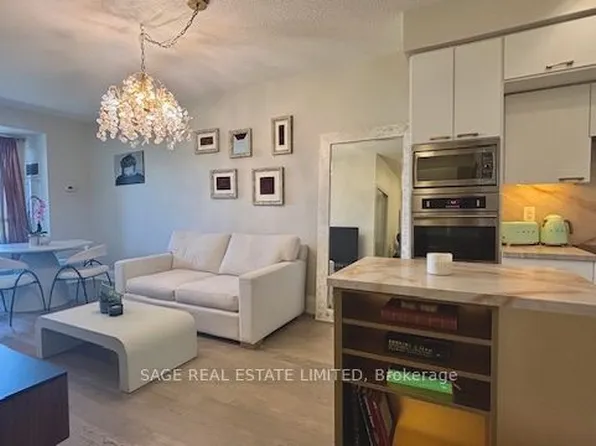 120 Harrison Garden Blvd, Toronto, ON