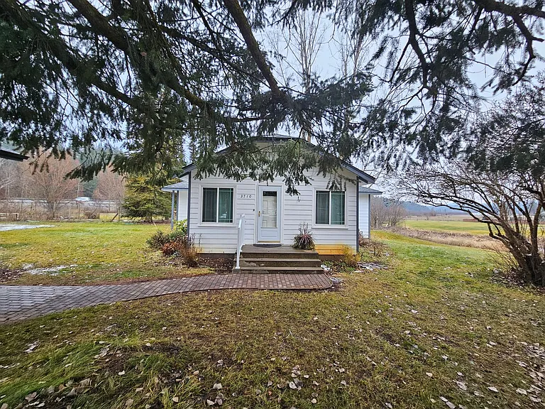 3710 E Chattaroy Rd — Photo 1