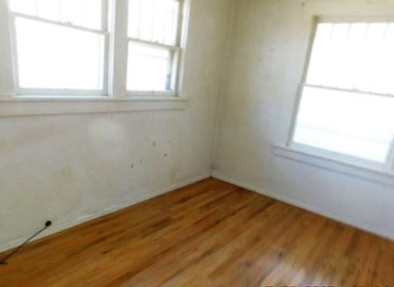 5th image of 811 Euclid Ave