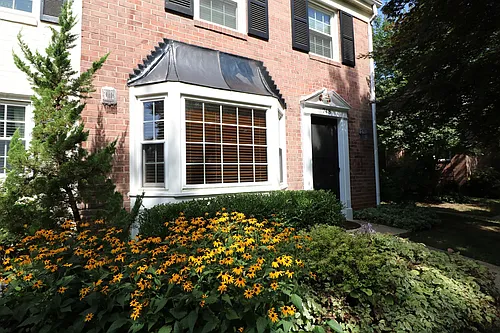 748 Azalea Dr Photo 1