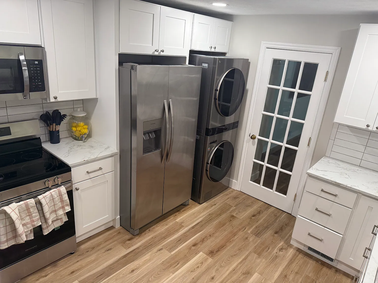 3 bed, 1400 sqft, $2,250 — Photo 2
