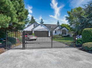 407 Rockefeller Ave, Everett, WA 98201