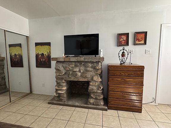 5th image of 1750 Rio Vista Dr #B
