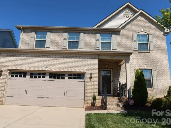 1677 Scarbrough Cir SW, Concord, NC 28025
