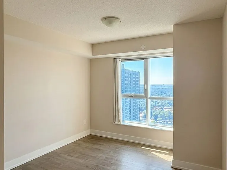 7 Mabelle Ave #2903 — Photo 4