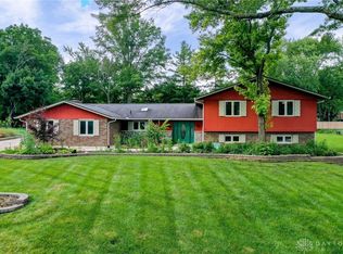 2835 Tara Trl, Dayton, OH 45434
