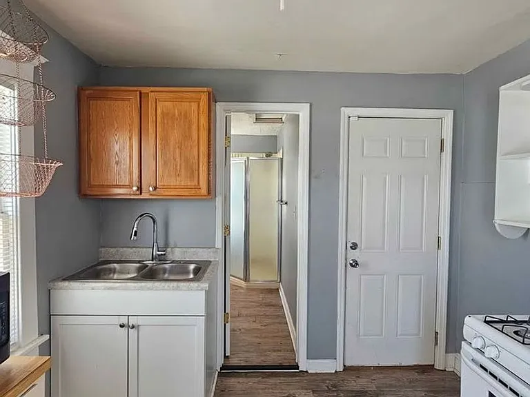 Affordable Apartment Community Comfortable Living in a Convenient Location — Photo 2