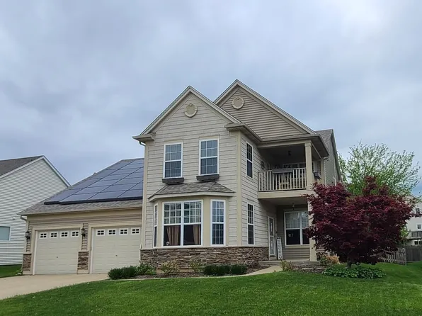 1934 W Broadsmore Ln, Round Lake, IL 60073
