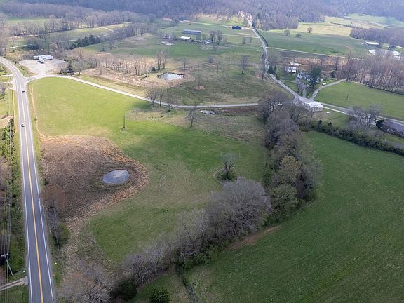 2nd image of 4088 Clouse Dr